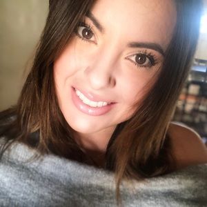 Meet your Posher, Daniella